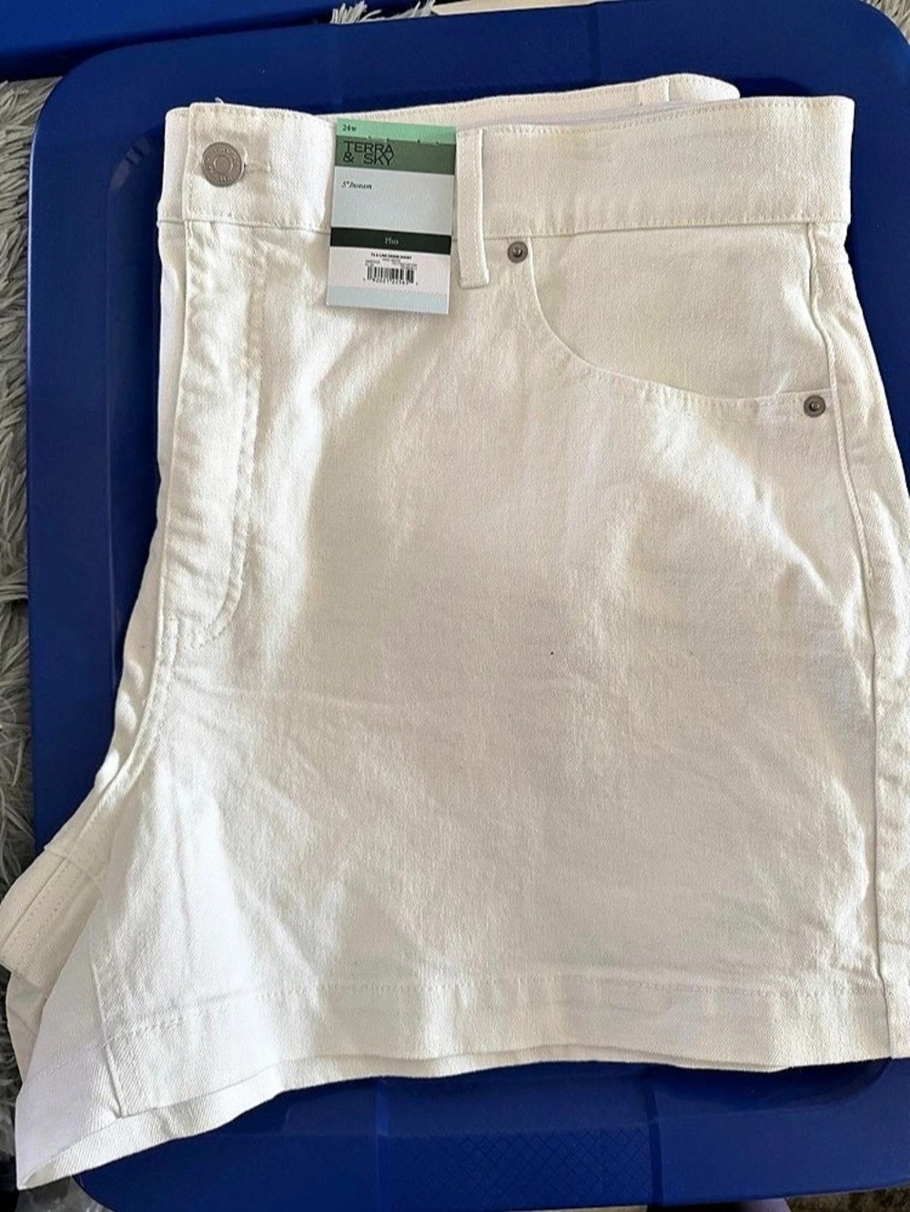 Terra & Sky Women's Plus High Rise A-Line Denim Shorts White Jean Shorts NWT